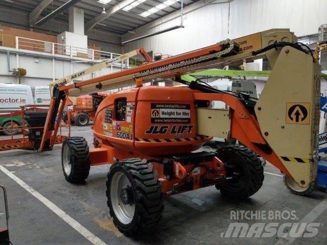 JLG 600AJ Plataformas con brazo de elevación manual