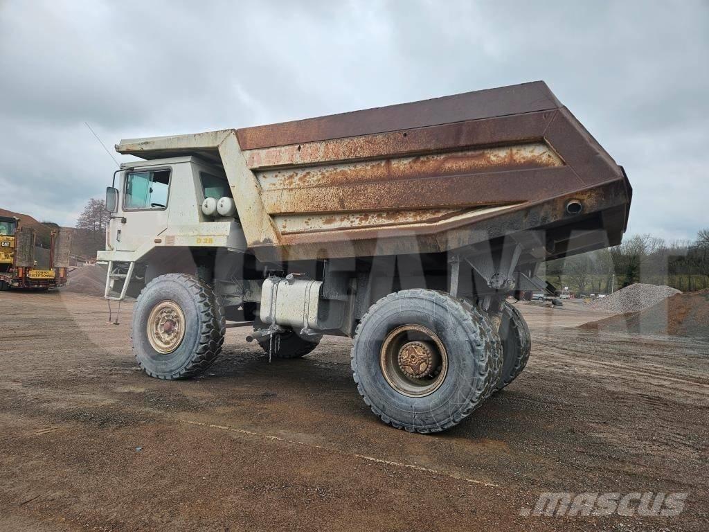 Astra RD 28 C Camiones de volteo rigidos