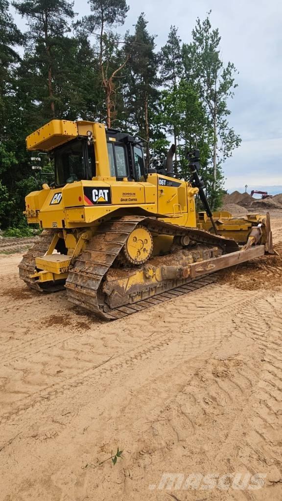 CAT D 6 T LGP Buldozer sobre oruga