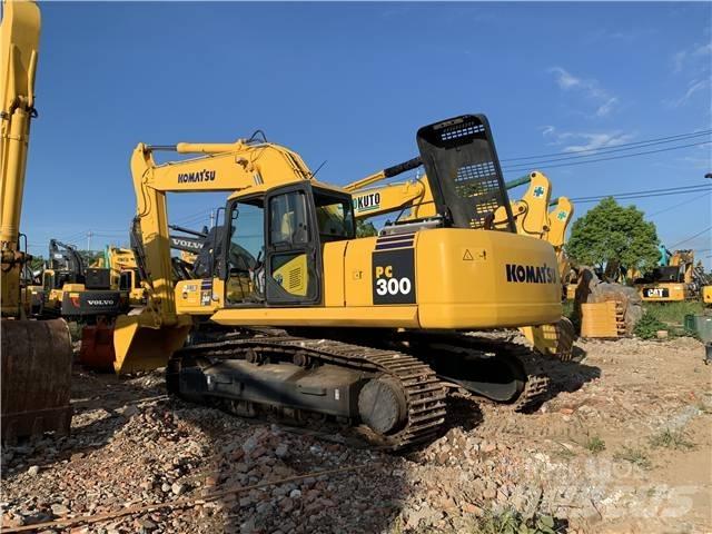 Komatsu PC300-7 Excavadoras sobre orugas