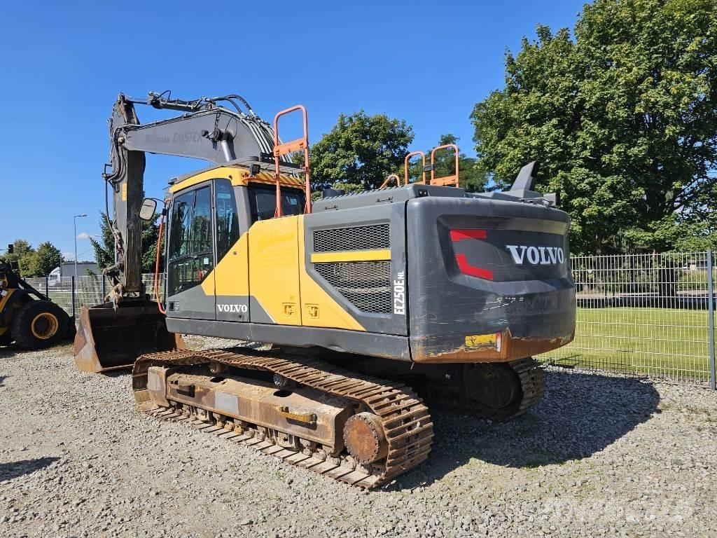 Volvo EC 250 E Excavadoras sobre orugas