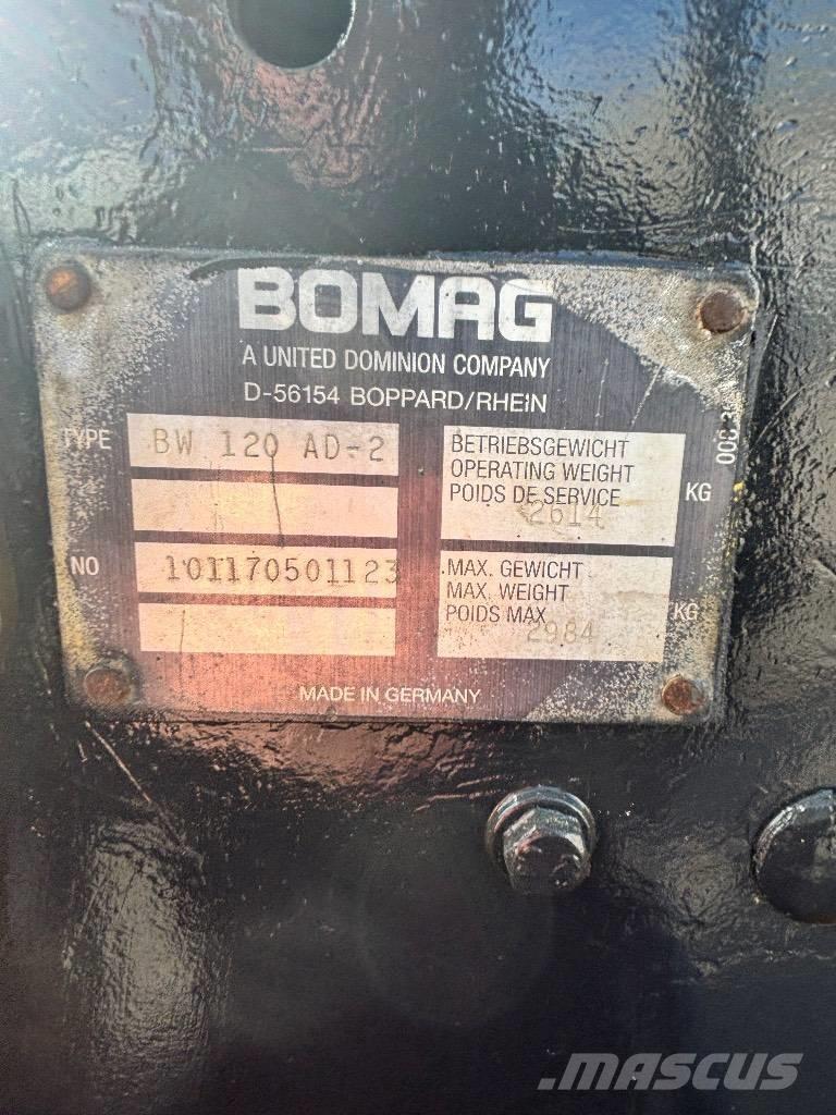 Bomag BW 120 AD-2 Rodillos de doble tambor