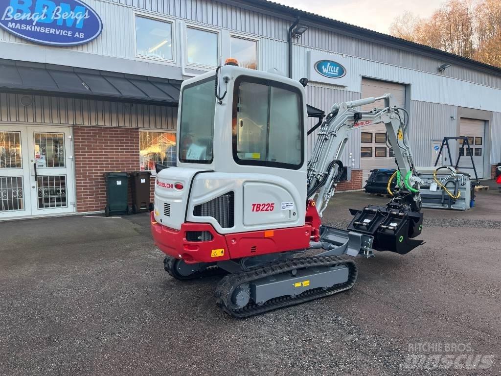 Takeuchi TB 225 Miniexcavadoras