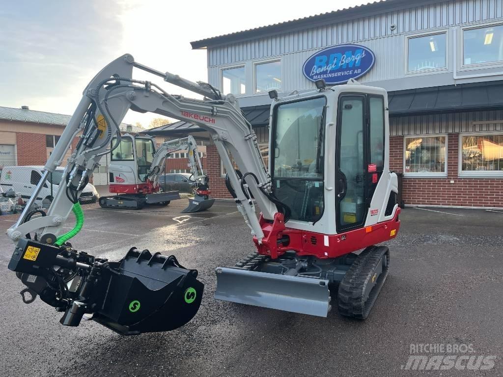 Takeuchi TB 225 Miniexcavadoras