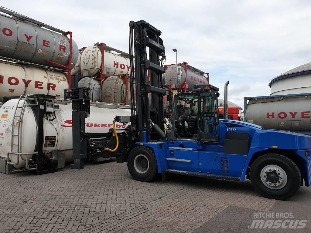 Kalmar DCG1700-12, Montacargas para contenedores