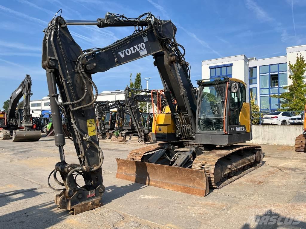 Volvo ECR235EL Excavadoras sobre orugas