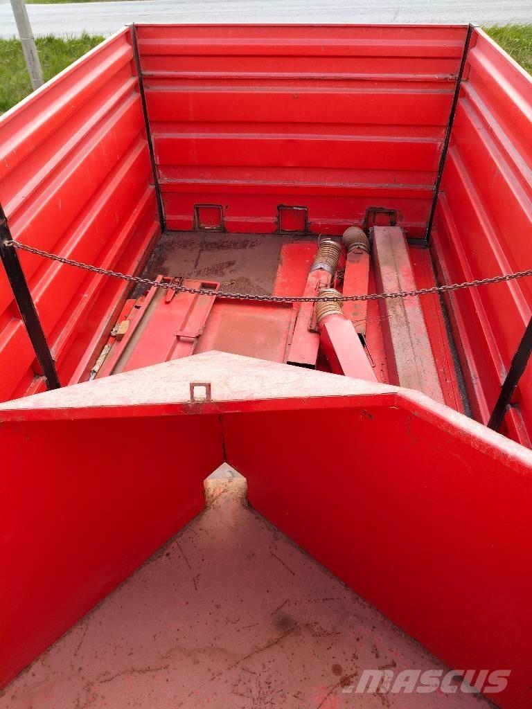 Junkkari 85 TV Remolques con caja de volteo