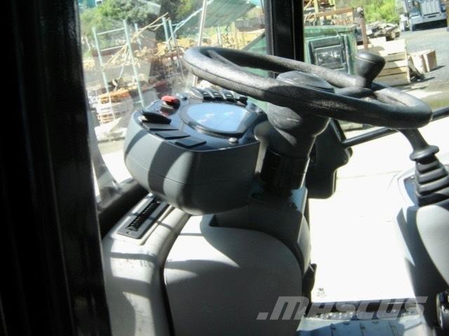 CAT 908 M Cargadoras sobre ruedas