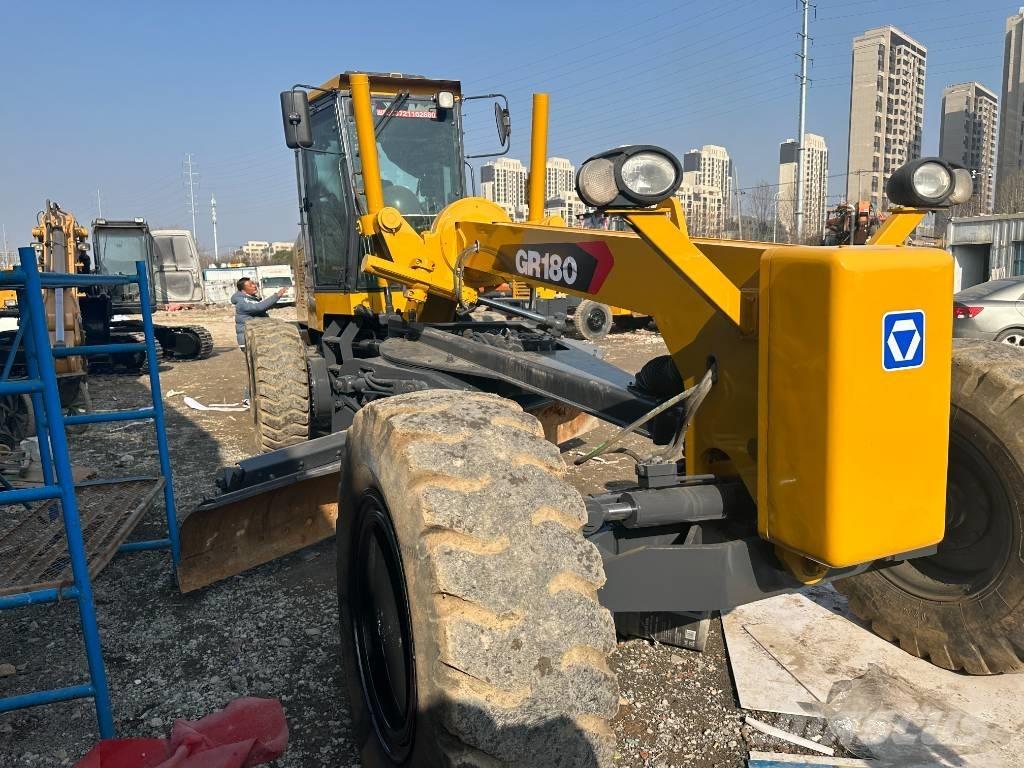 XCMG GR 180 Niveladoras