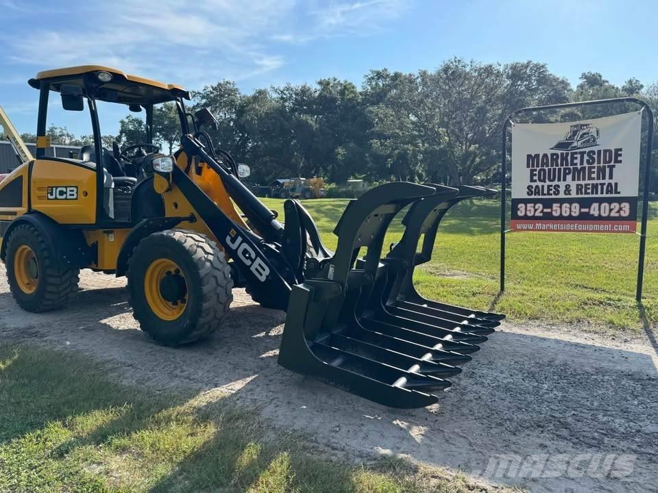 JCB 407 Cargadoras sobre ruedas