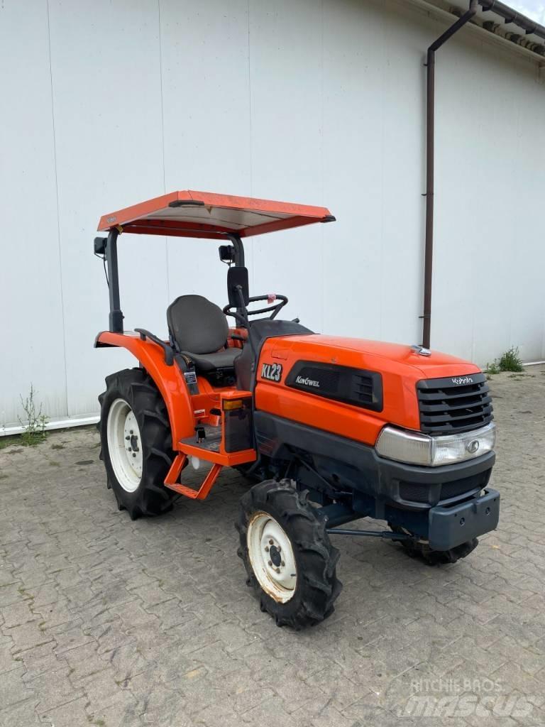 Kubota KL23 Tractores compactos