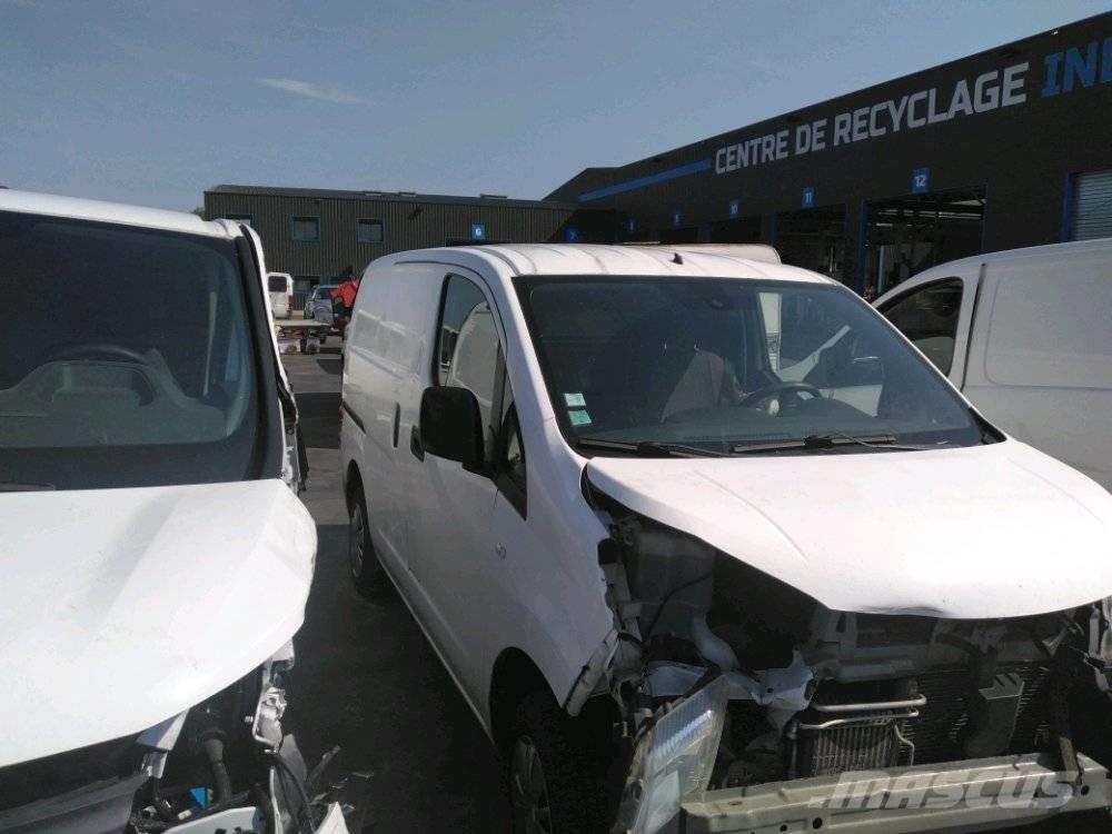 Nissan NV 200 Furgonetas cerradas