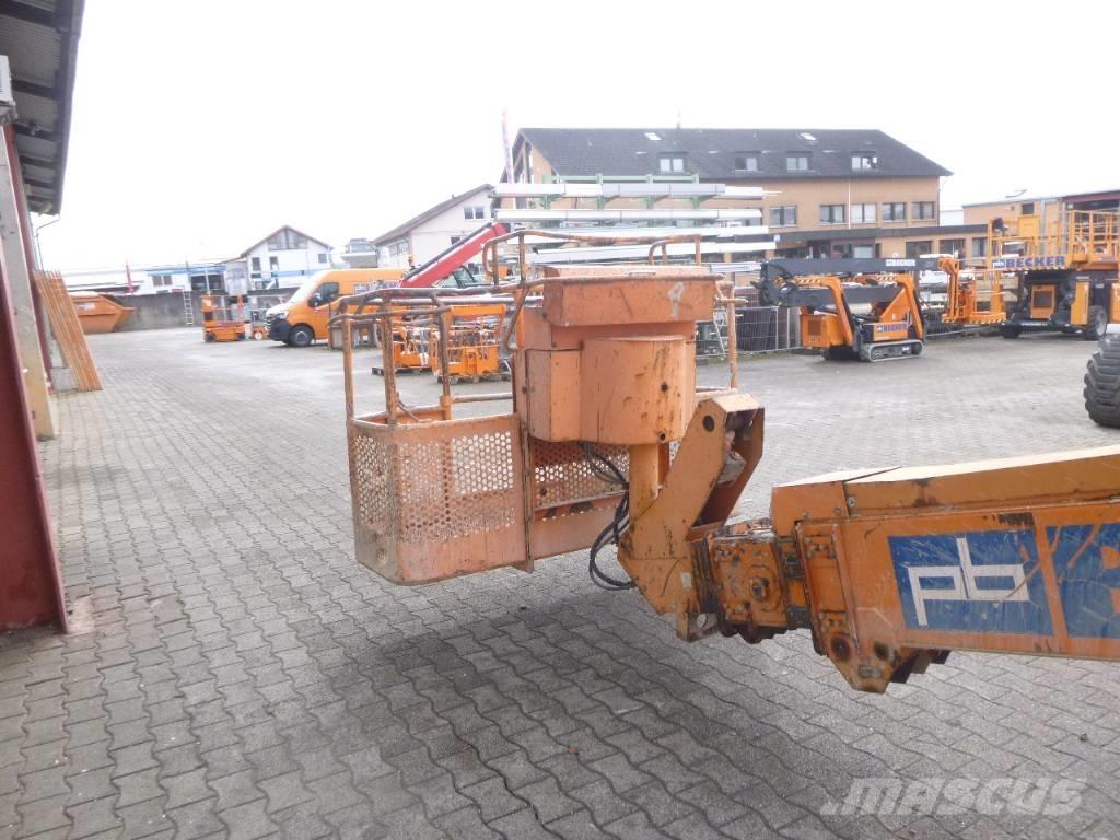 Aichi SR 182 (00107) Plataformas con brazo de elevación telescópico