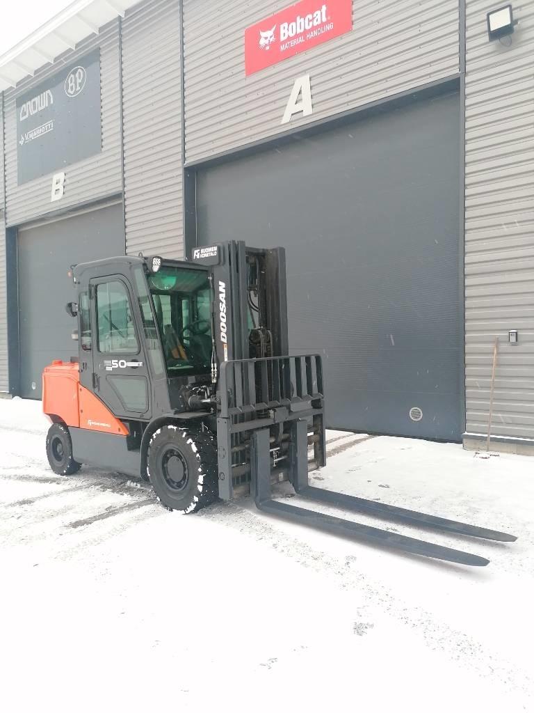 Doosan D50SC-7 Camiones diesel