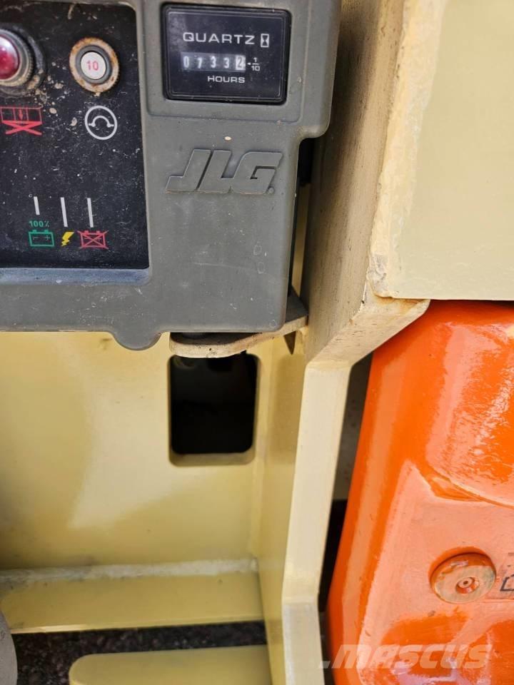 JLG 2630 ES Plataformas tijera