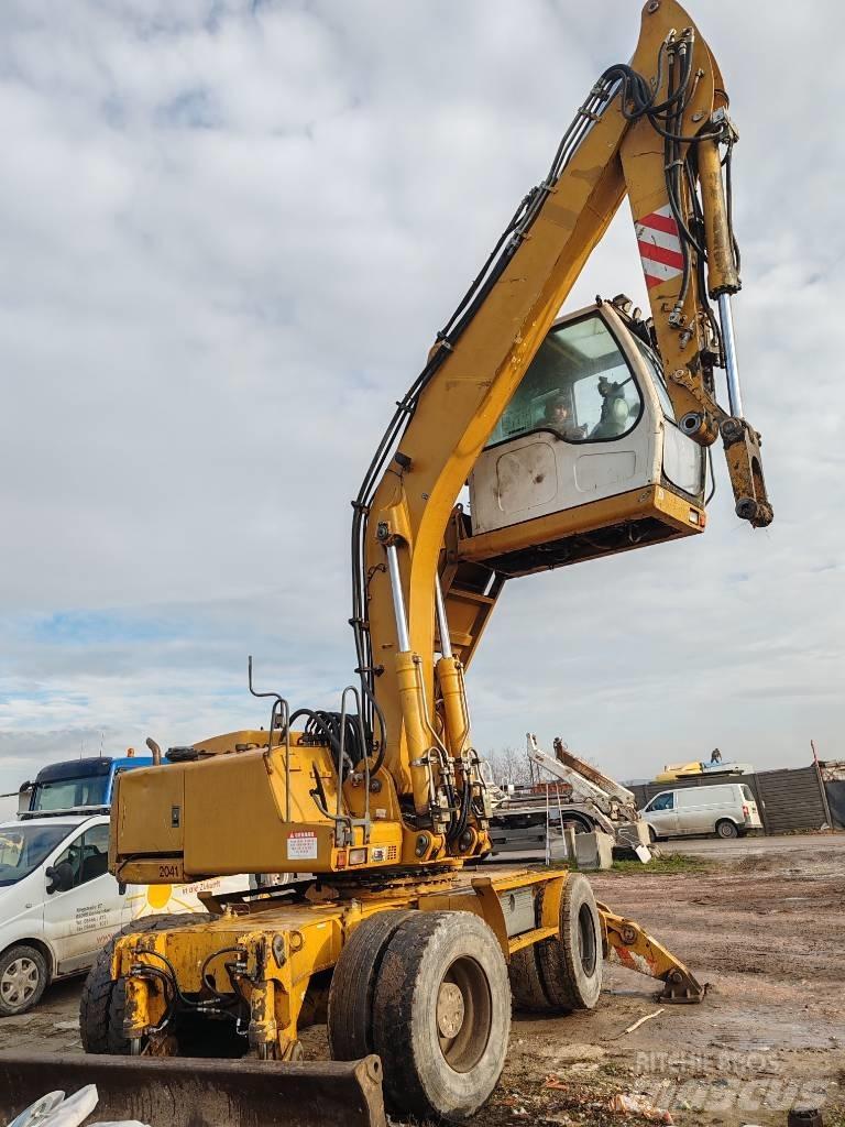 Liebherr 904C Manejadores de residuos industriales