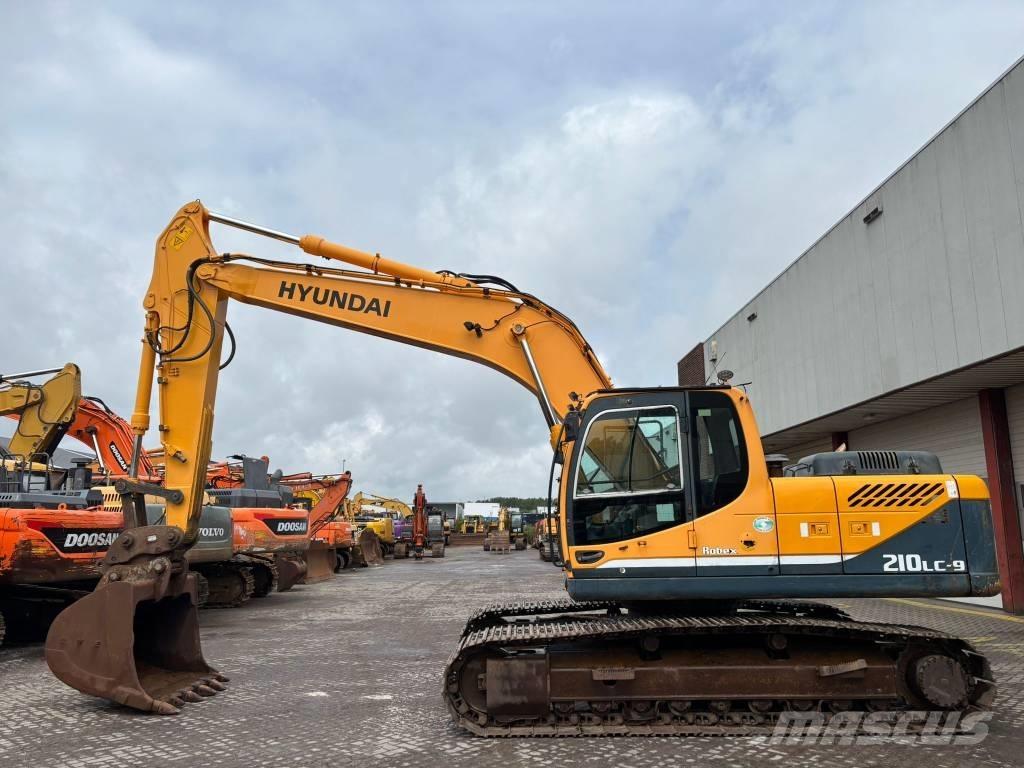 Hyundai 210 Excavadoras sobre orugas