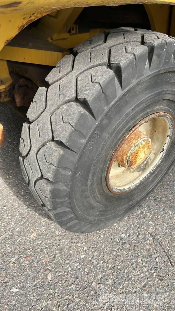 Yale GDP30VX Camiones diesel