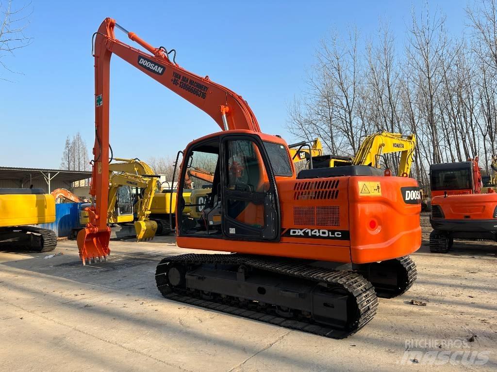 Doosan DX140 Miniexcavadoras