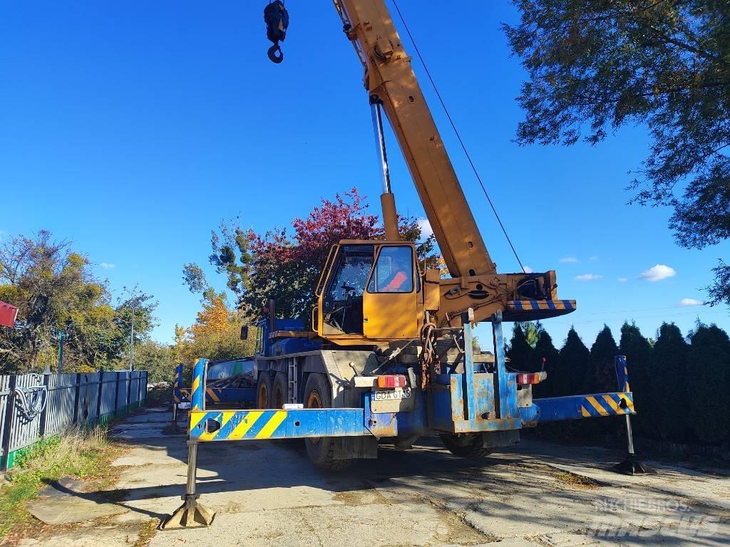 Liebherr LTM 1035 Grúas todo terreno