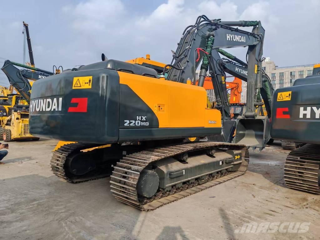 Hyundai HX220HD Excavadoras sobre orugas