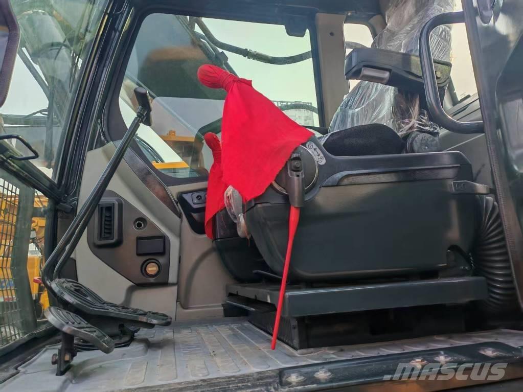 Hyundai HX220HD Excavadoras sobre orugas