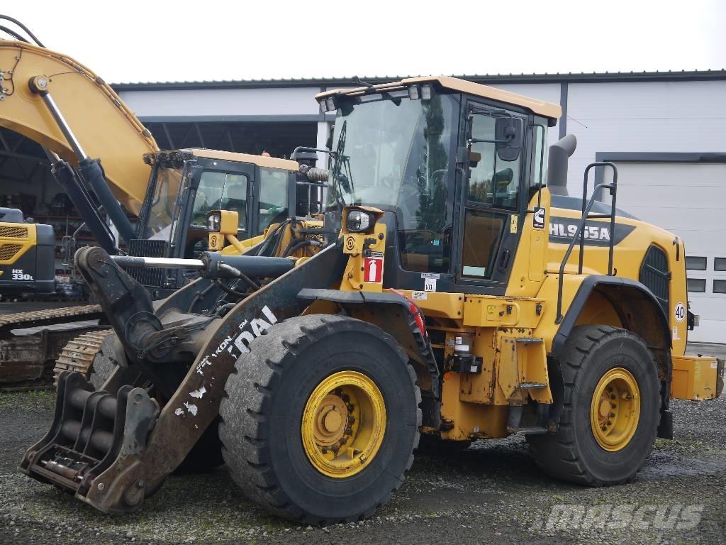 Hyundai HL955A Cargadoras sobre ruedas