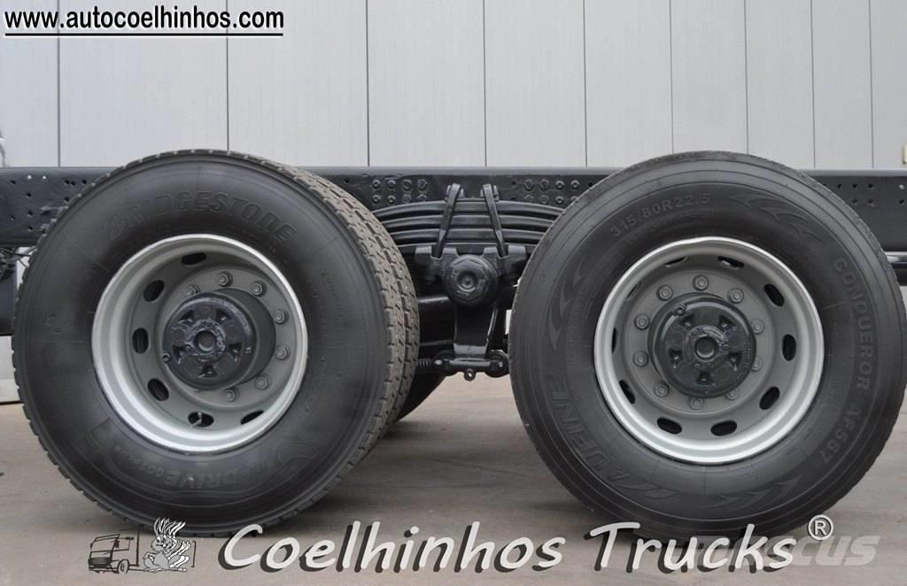 Scania P 380  6x4 Camiones con chasís y cabina