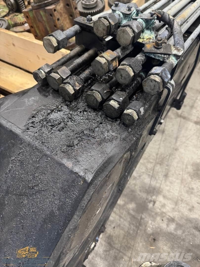 Komatsu 130F Grúas transportadoras