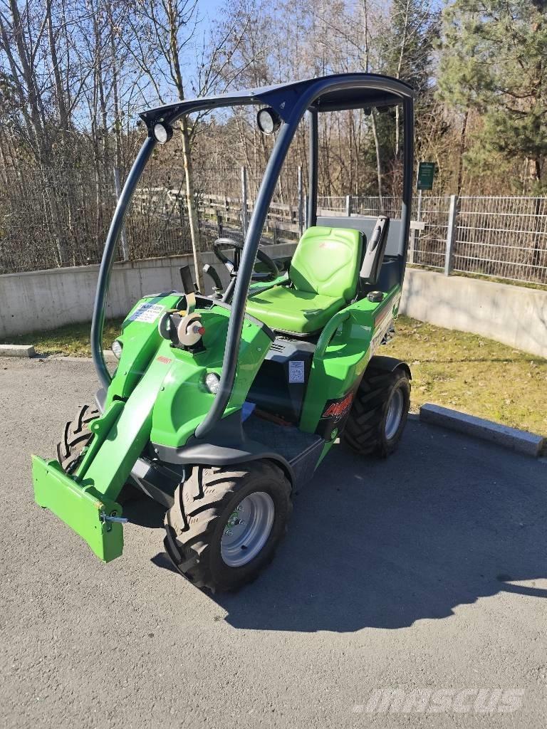 Avant 220 Cargadoras multifunción