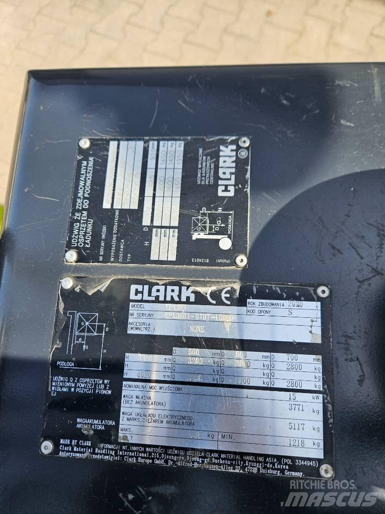 Clark EPX32i Carretillas de horquilla eléctrica