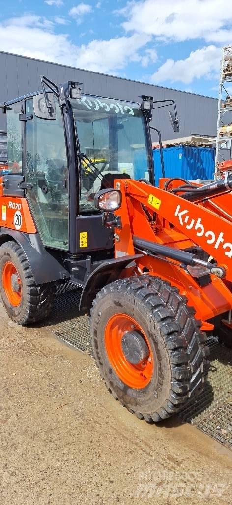 Kubota R 070 Cargadoras sobre ruedas