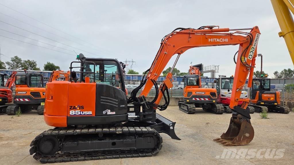 Hitachi ZX 85 US-6 Excavadoras 7t - 12t