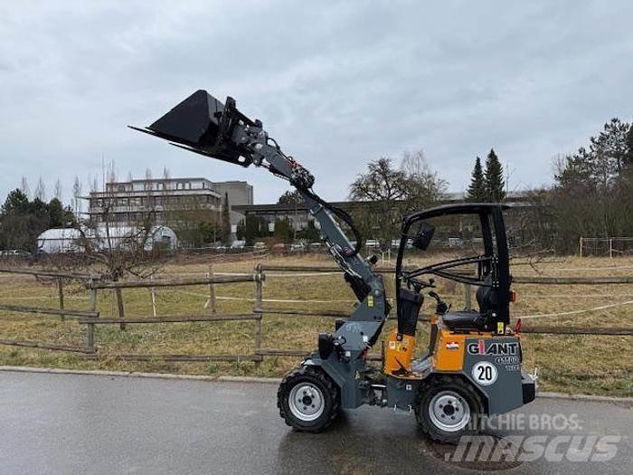 GiANT G1100 Cargadoras sobre ruedas