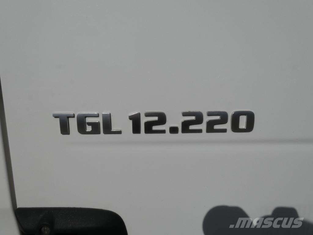 MAN TGL 12.220 Camiones con caja de remolque