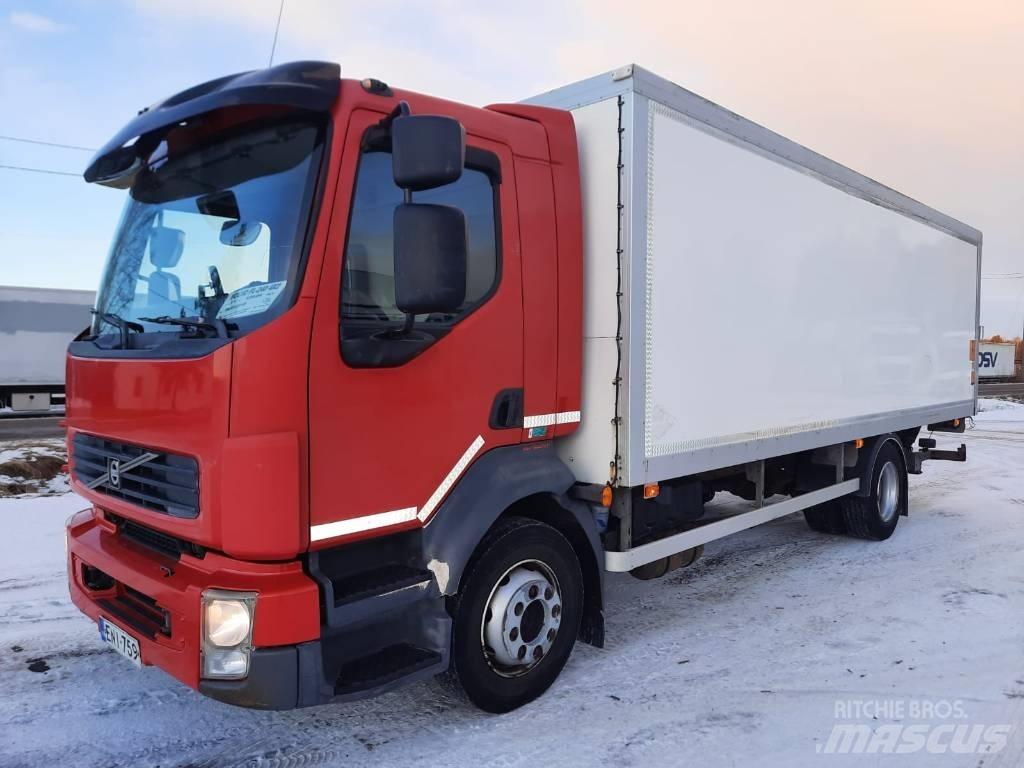 Volvo FL 240 Camiones con caja de remolque