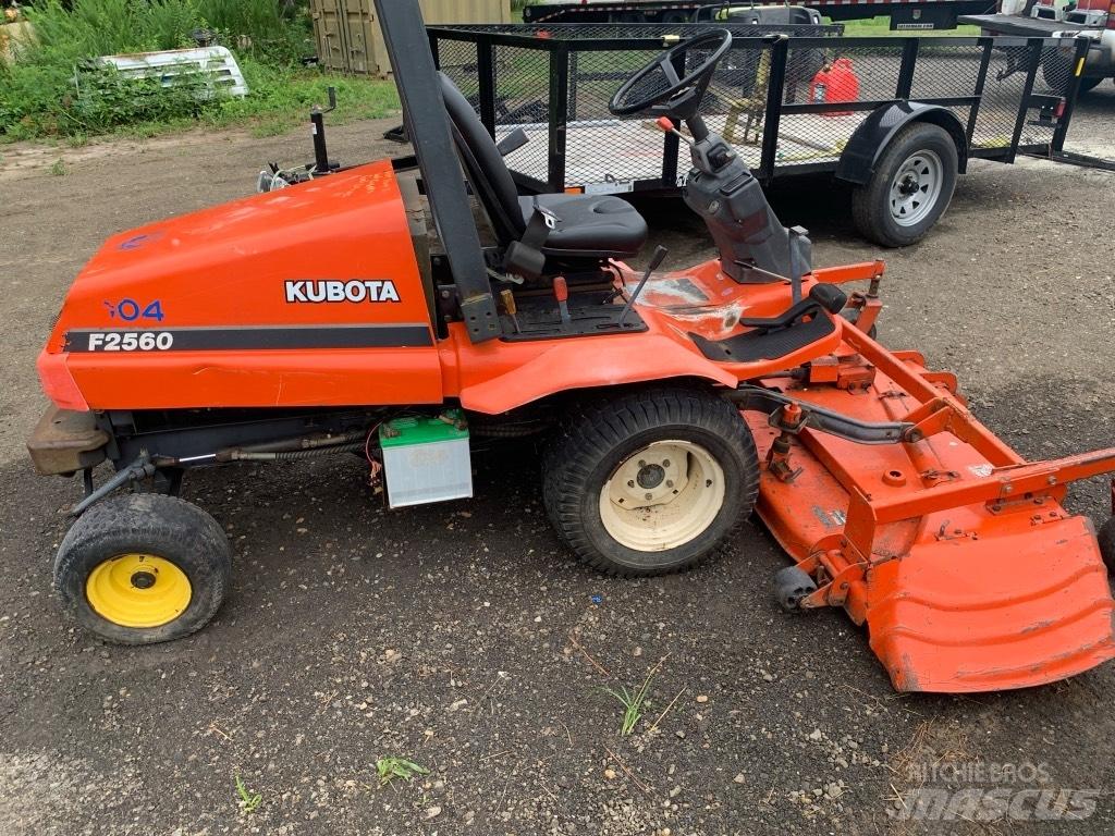 Kubota F 2560 Otros