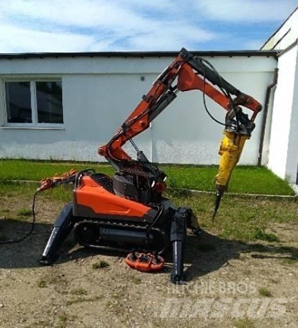 Husqvarna DXR140 Miniexcavadoras