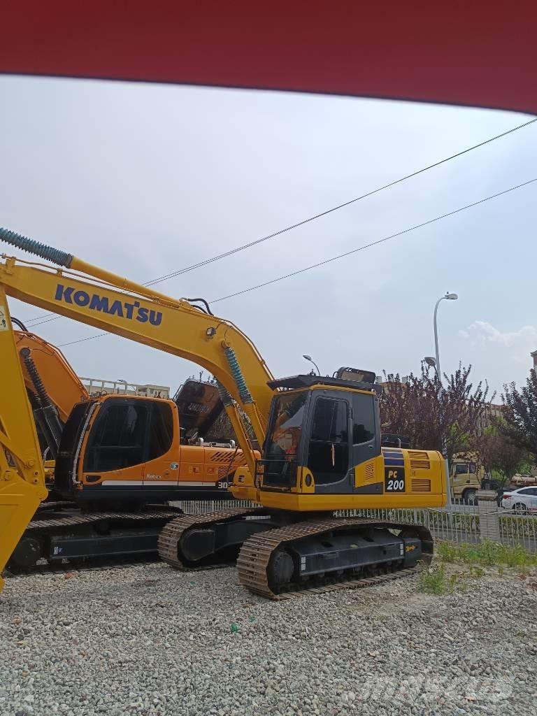 Komatsu PC 200 Excavadoras sobre orugas