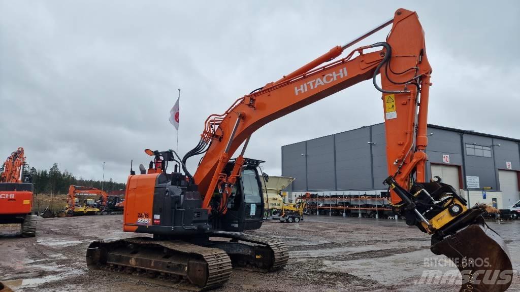 Hitachi ZX225USLC-6 Excavadoras sobre orugas