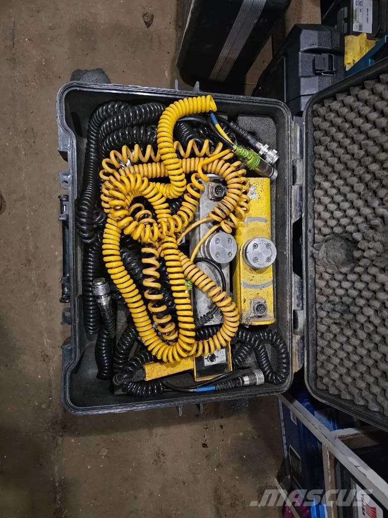 Volvo P6820C Asfaltadoras