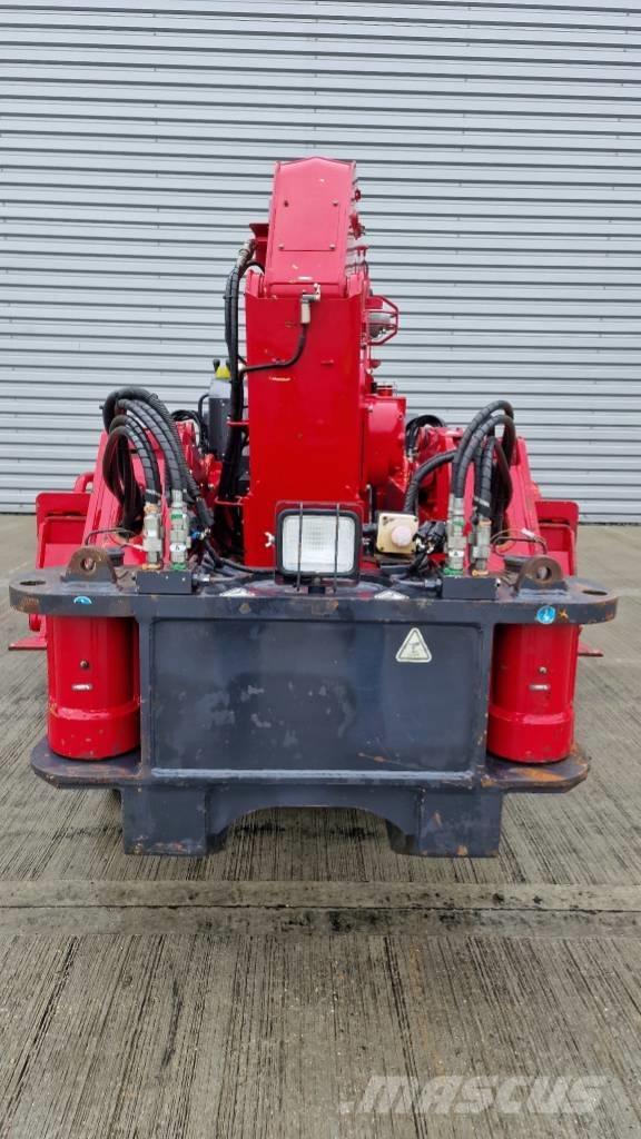 Unic URW-506 CDMER Minigrúas