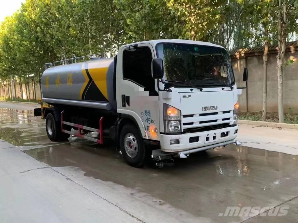 Isuzu ELF 4x2 Camiones cisterna