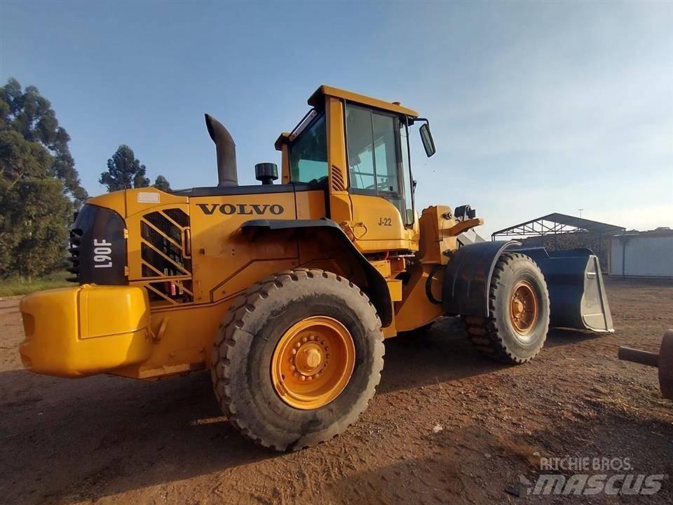 Volvo L90F Cargadoras sobre ruedas