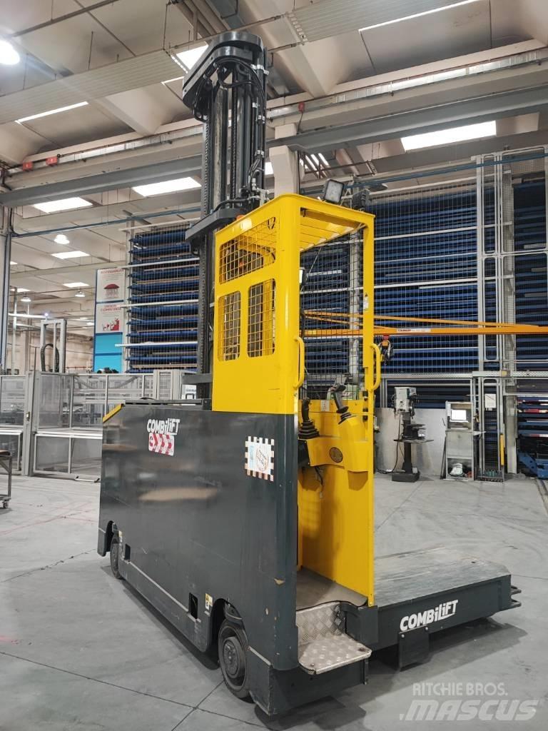 Combilift C4500GTE Montacargas de alcance de gran altura