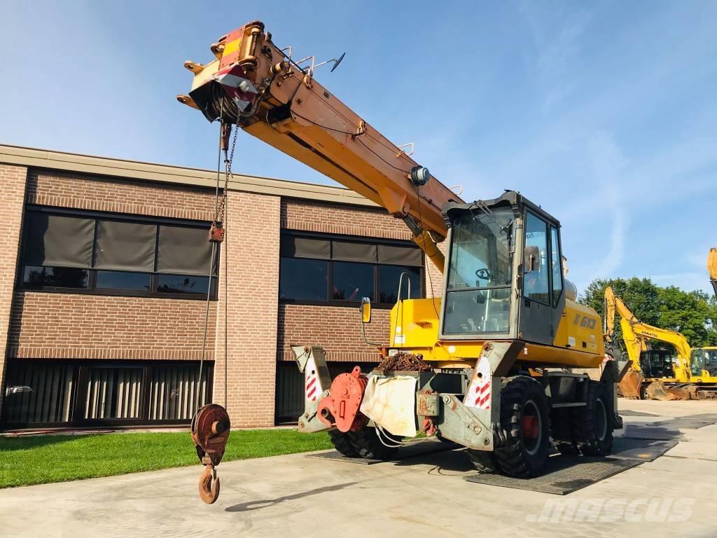 Sennebogen S 613 M Excavadoras de ruedas