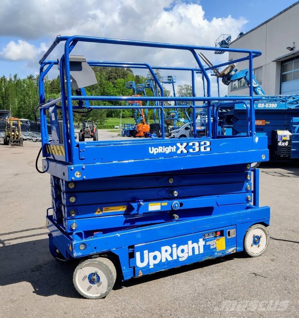 UpRight X32N Plataformas tijera