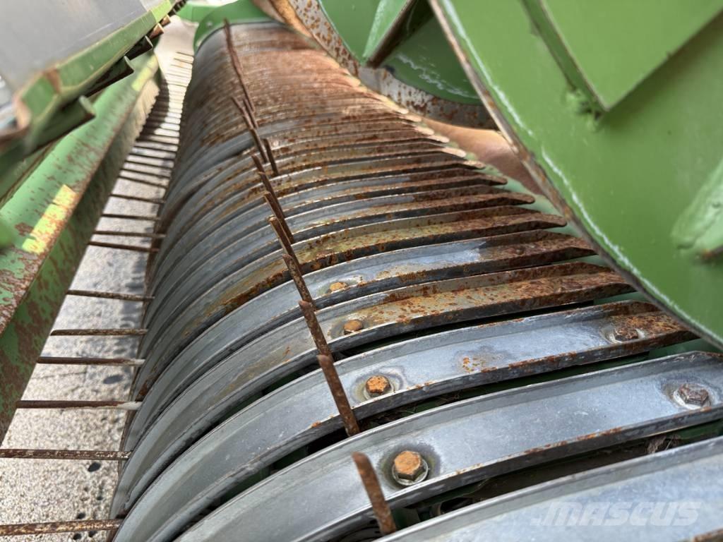 Krone E-FL 3001 Cosechadoras de forraje autopropulsadas