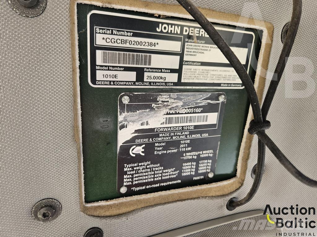 John Deere 1010 E Transportadoras