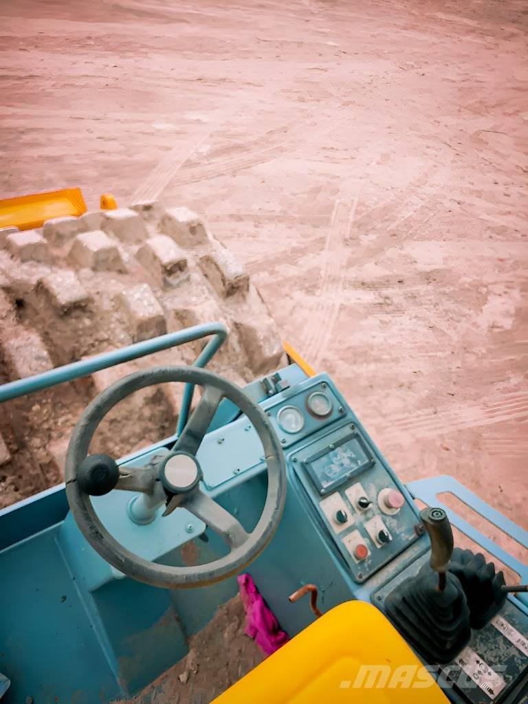 Bomag BW 213 P D B-3 Rodillos de un solo tambor